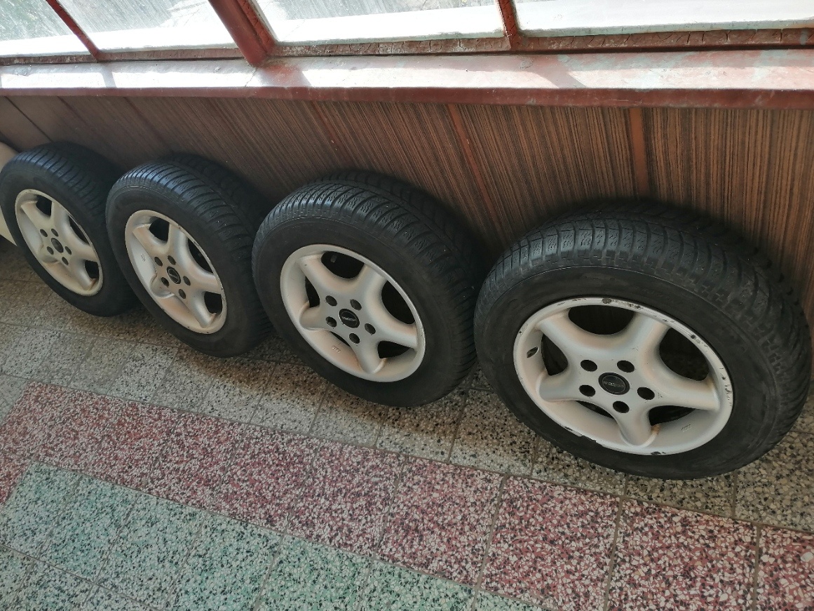 Prodám litá kola.