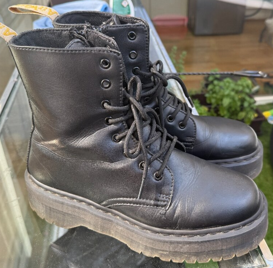 Dr. Martens boty pánské vel. 44 top stav