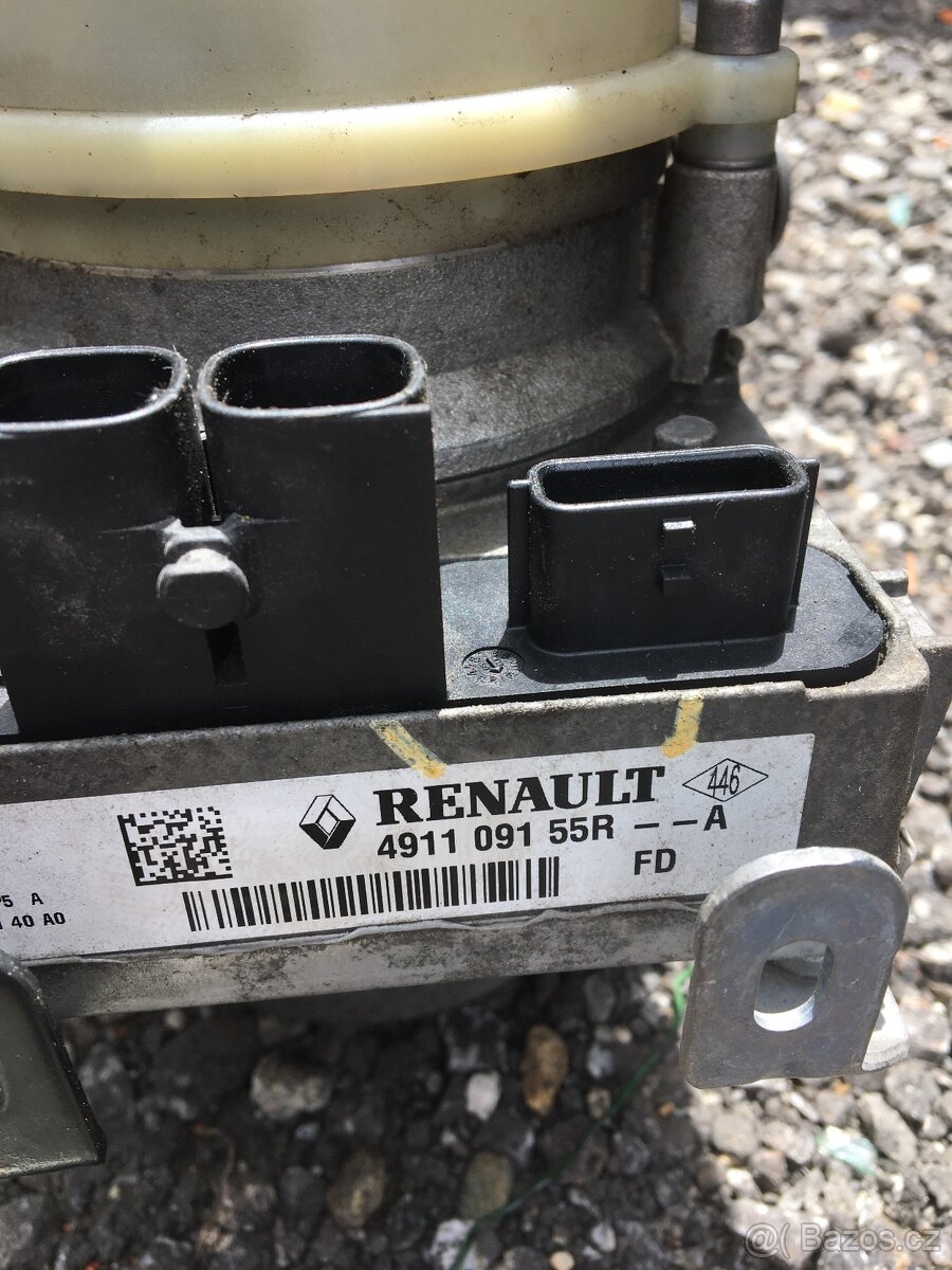 Servo čerpadlo Renault Express