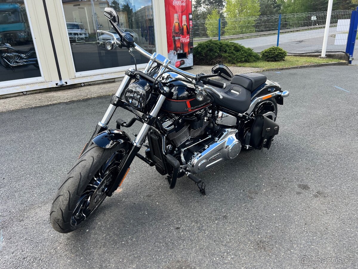 Harley Davidson Breakout 117