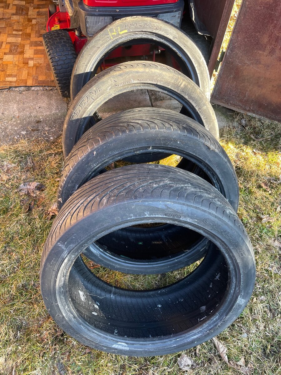 224/40 R18