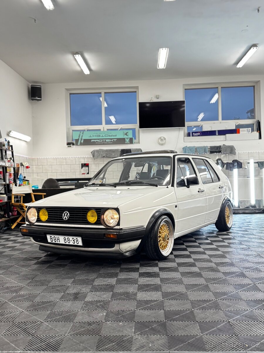 VW Golf MK2 (1987)