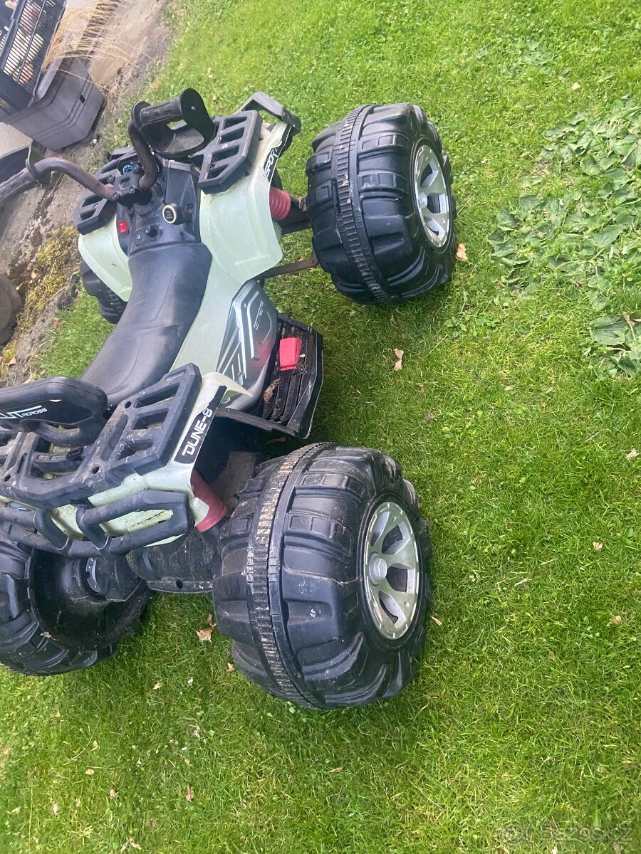 Dětská elektrická čtyřkolka