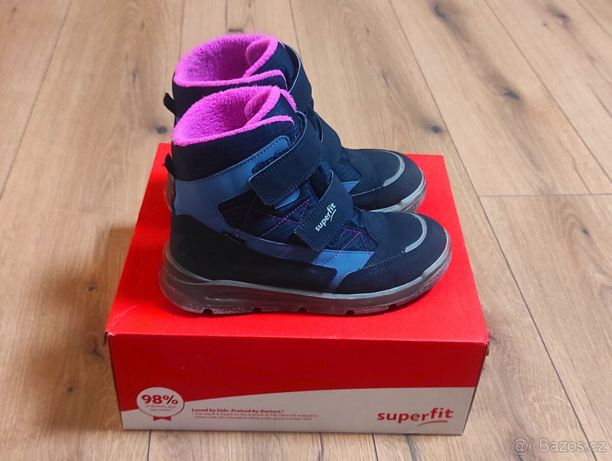 Zimní Superfit 35 - TOP STAV