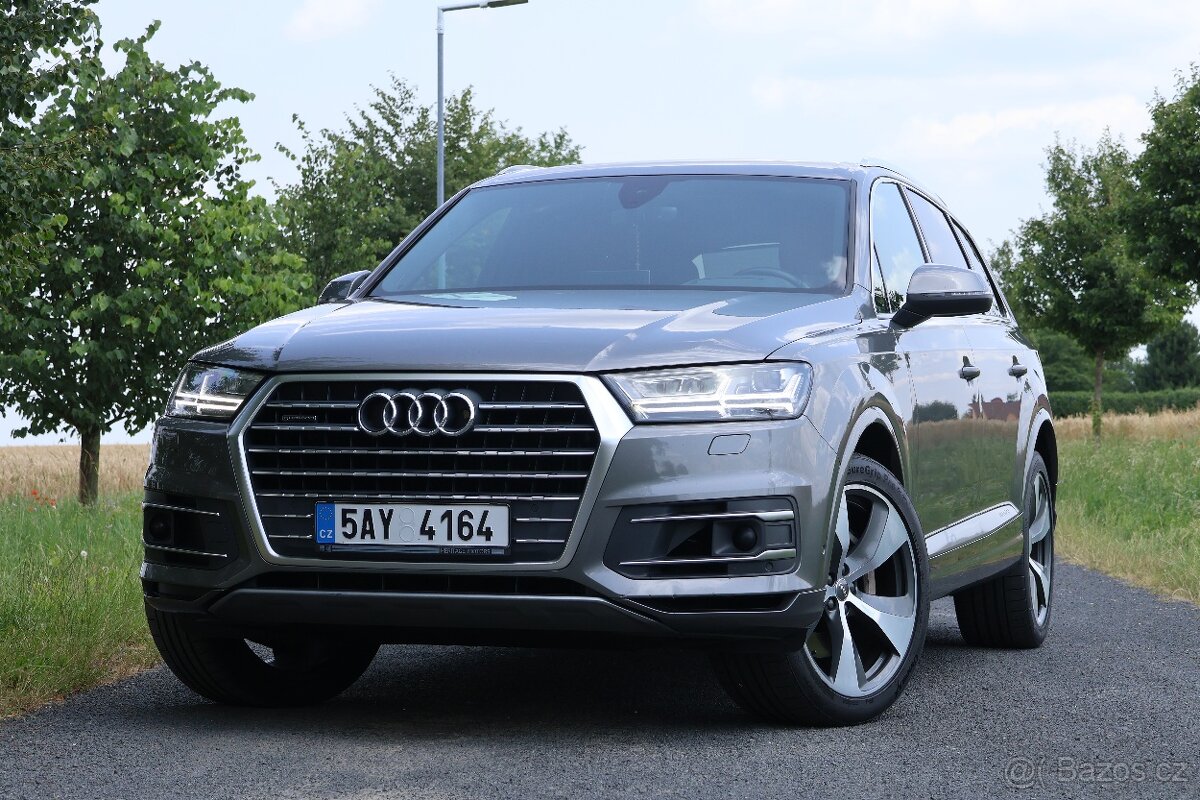 Audi Q7, 3,0TDI, 200 kw, 7 míst