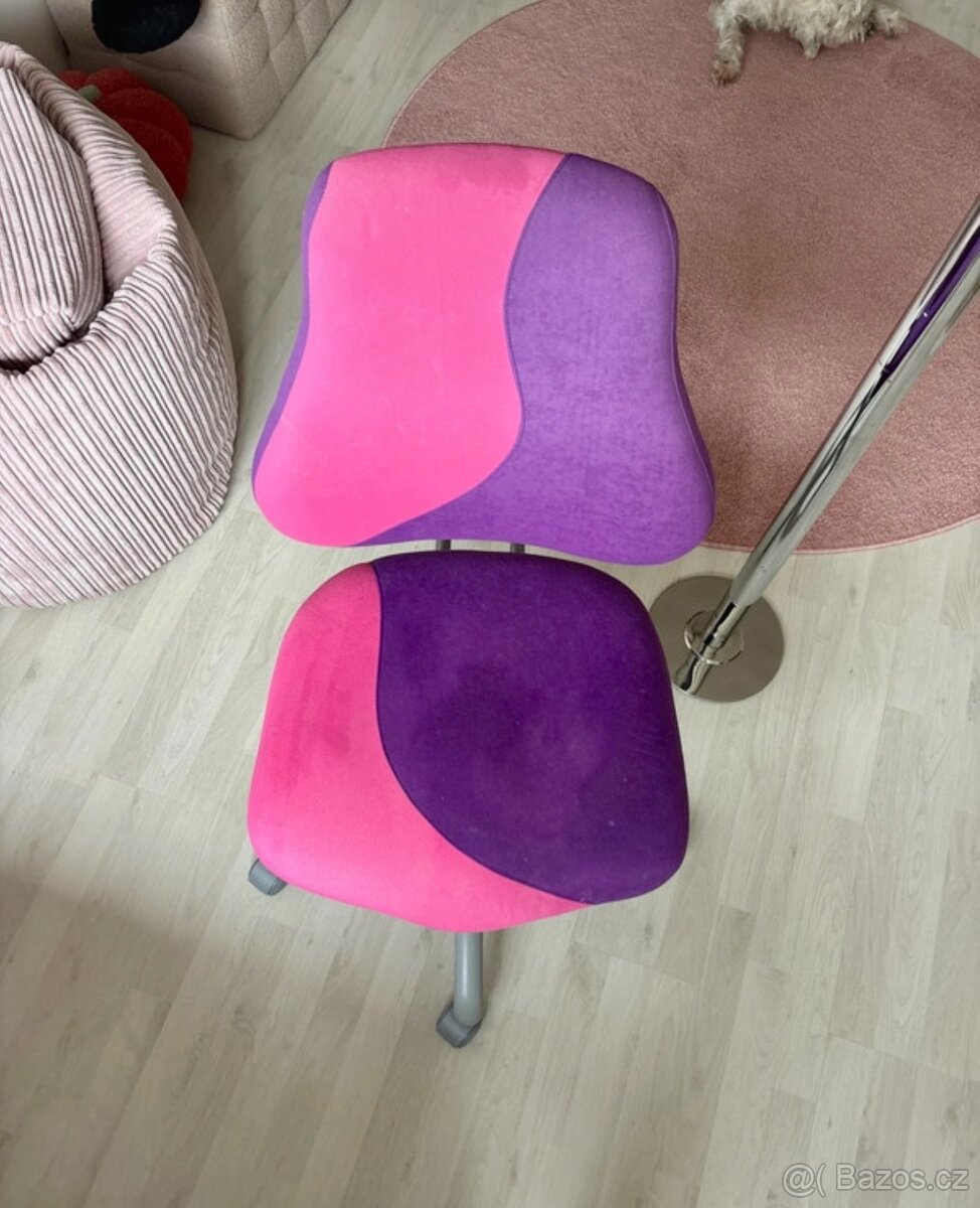 Dětská židle k psacímu stolu