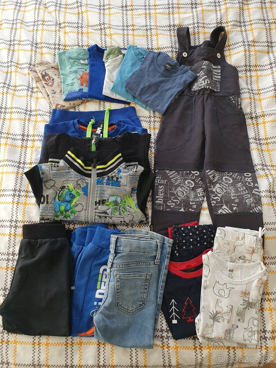 Dětské oblečení vel.98