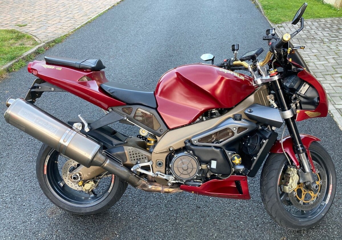 Aprilia RSV1000 Tuono