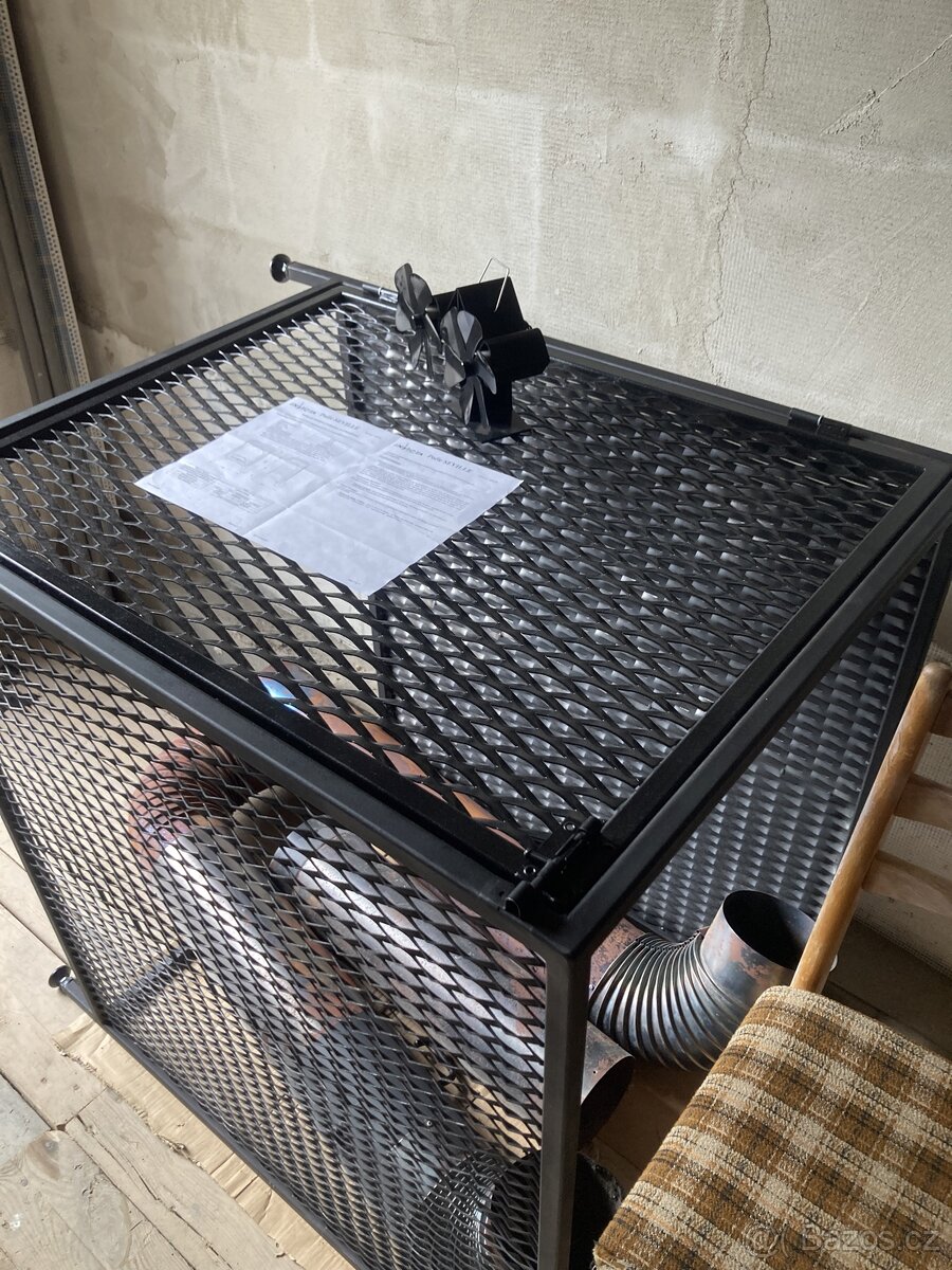 Klec Rám mříž kryt ochranný k kamnům