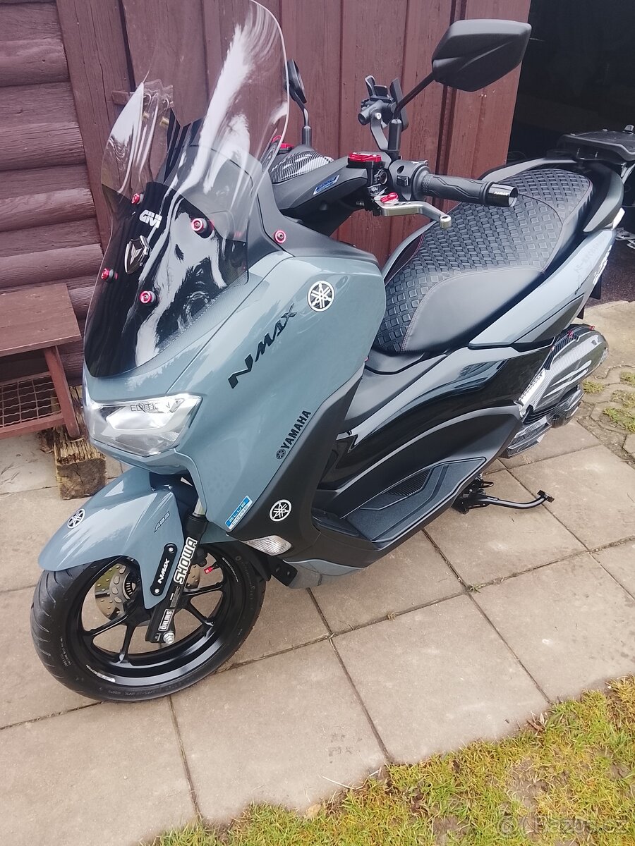 Yamaha Nmax125 2023(5400km)+doplňky