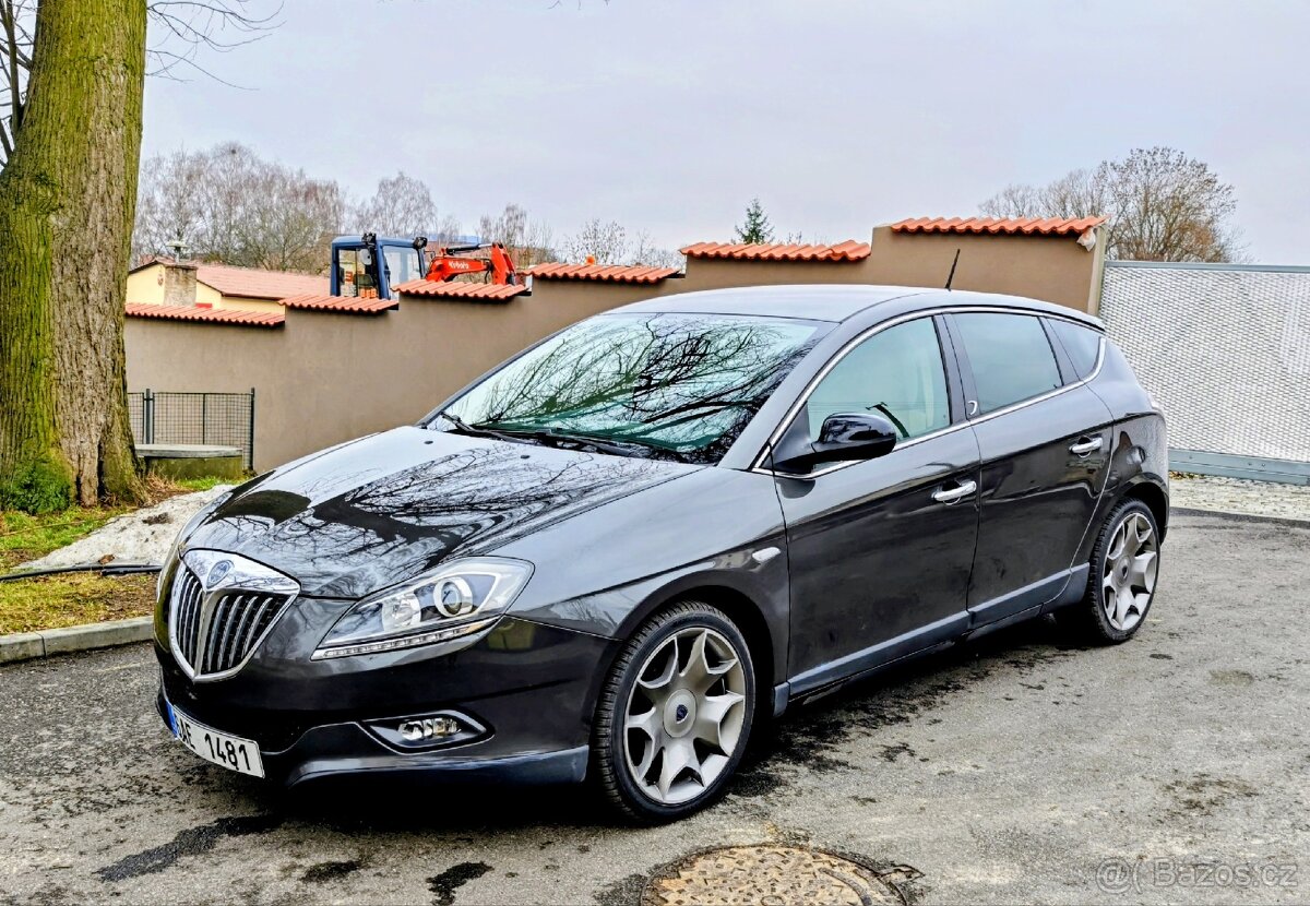 Lancia delta 1.6 Multijet automat Platino