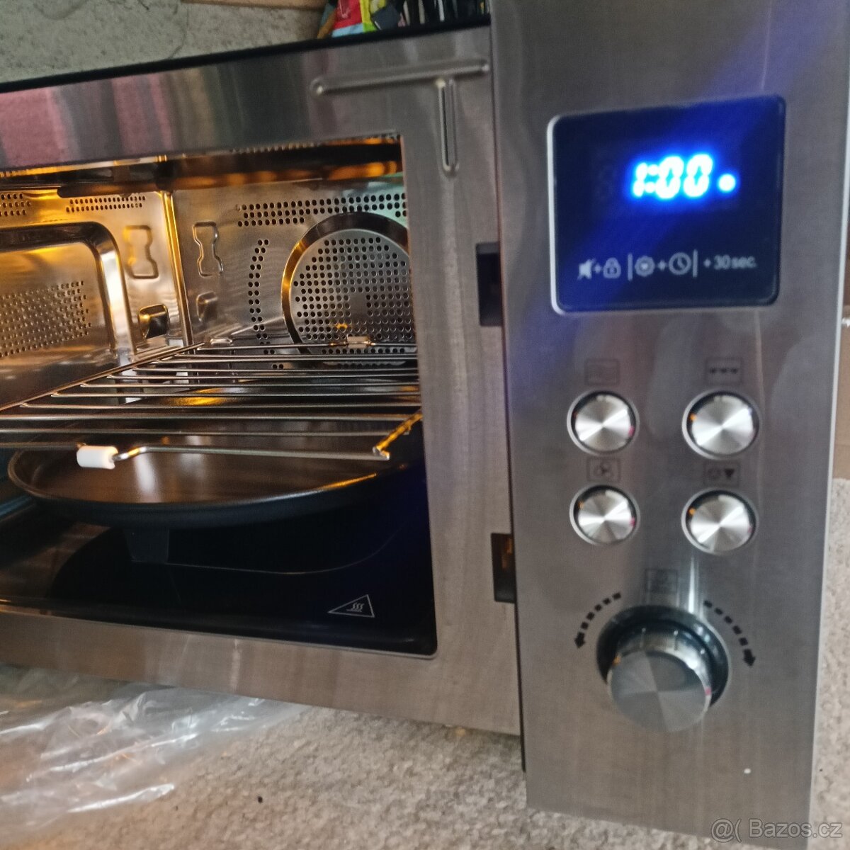 Multifunkční trouba nová