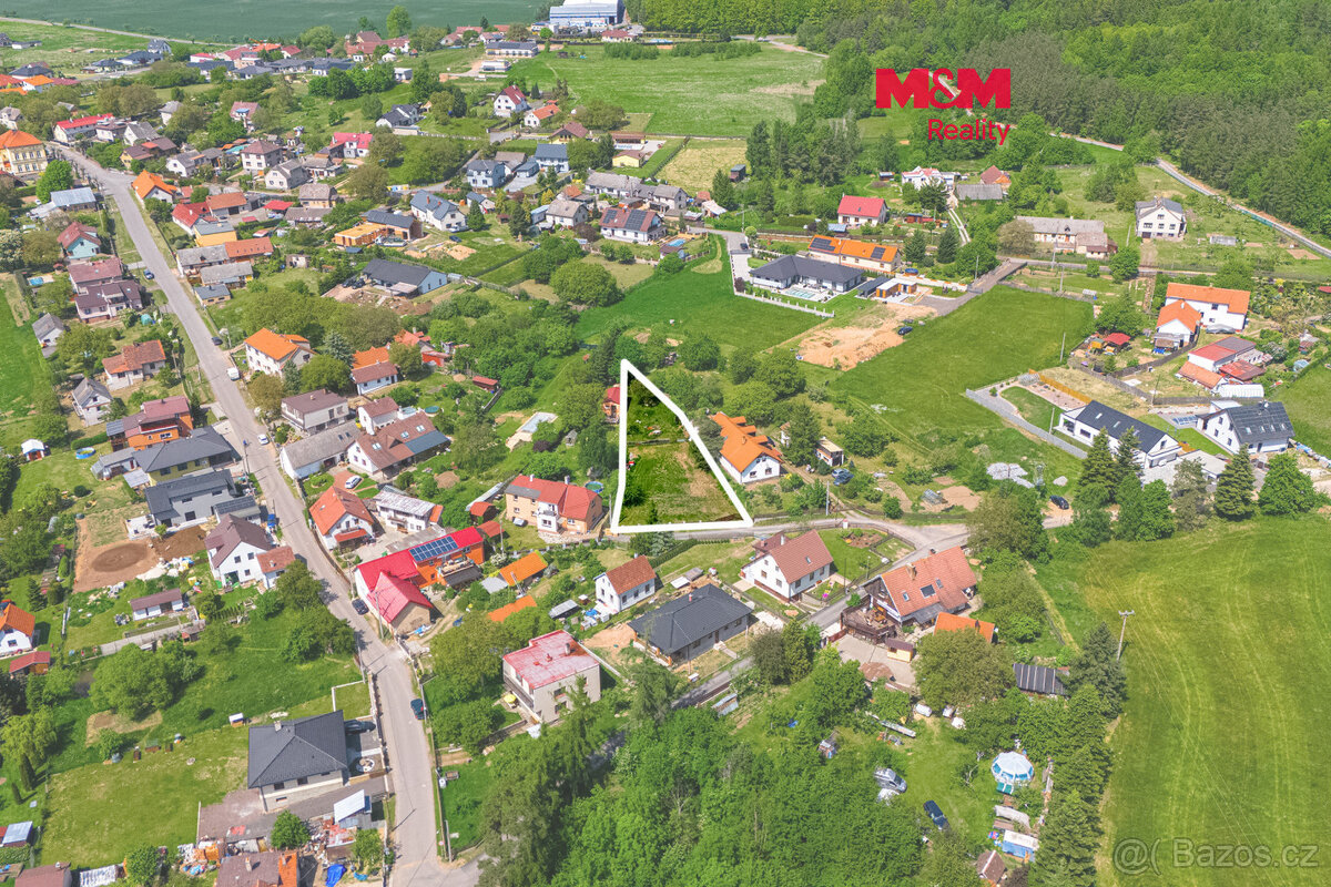 Prodej pozemku, 952 m², Háje
