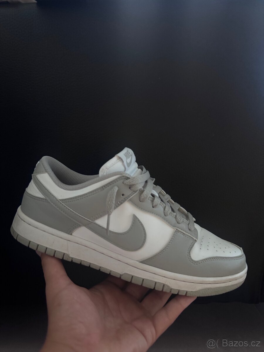 Nike dunk low grey 42.5