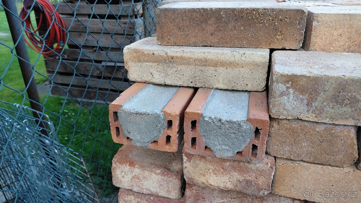 stavební materiál