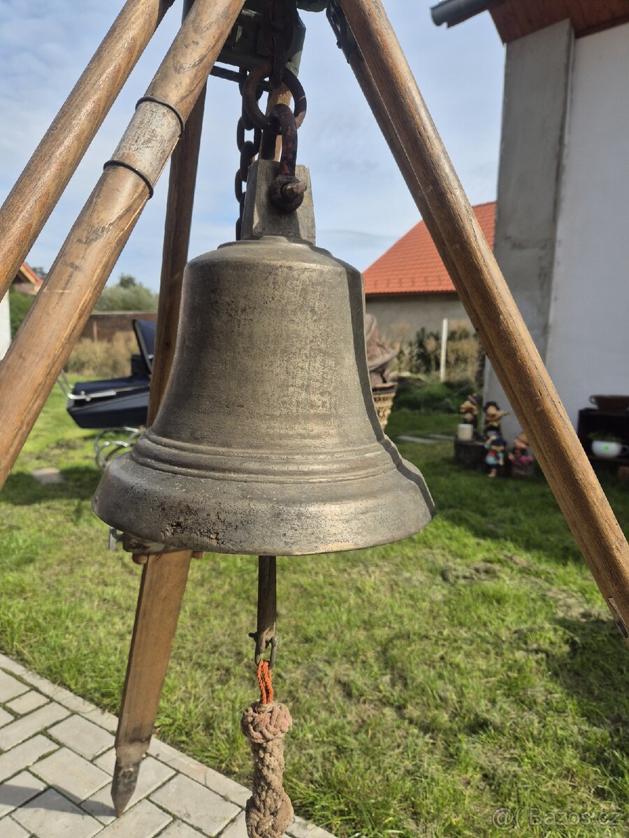 Stary BRONZOVÝ ZVON
