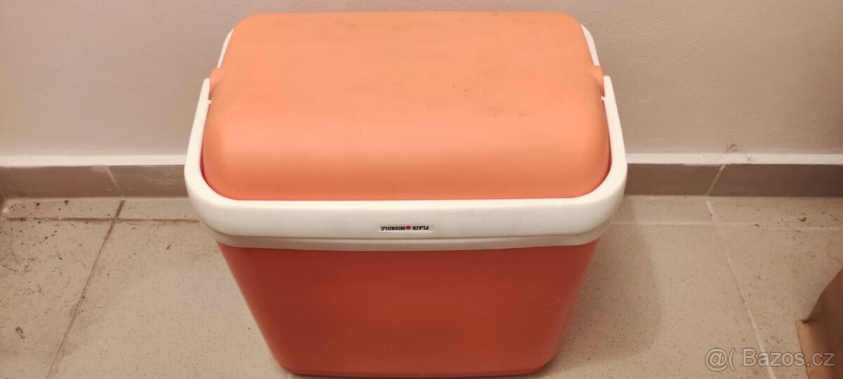 chladící box