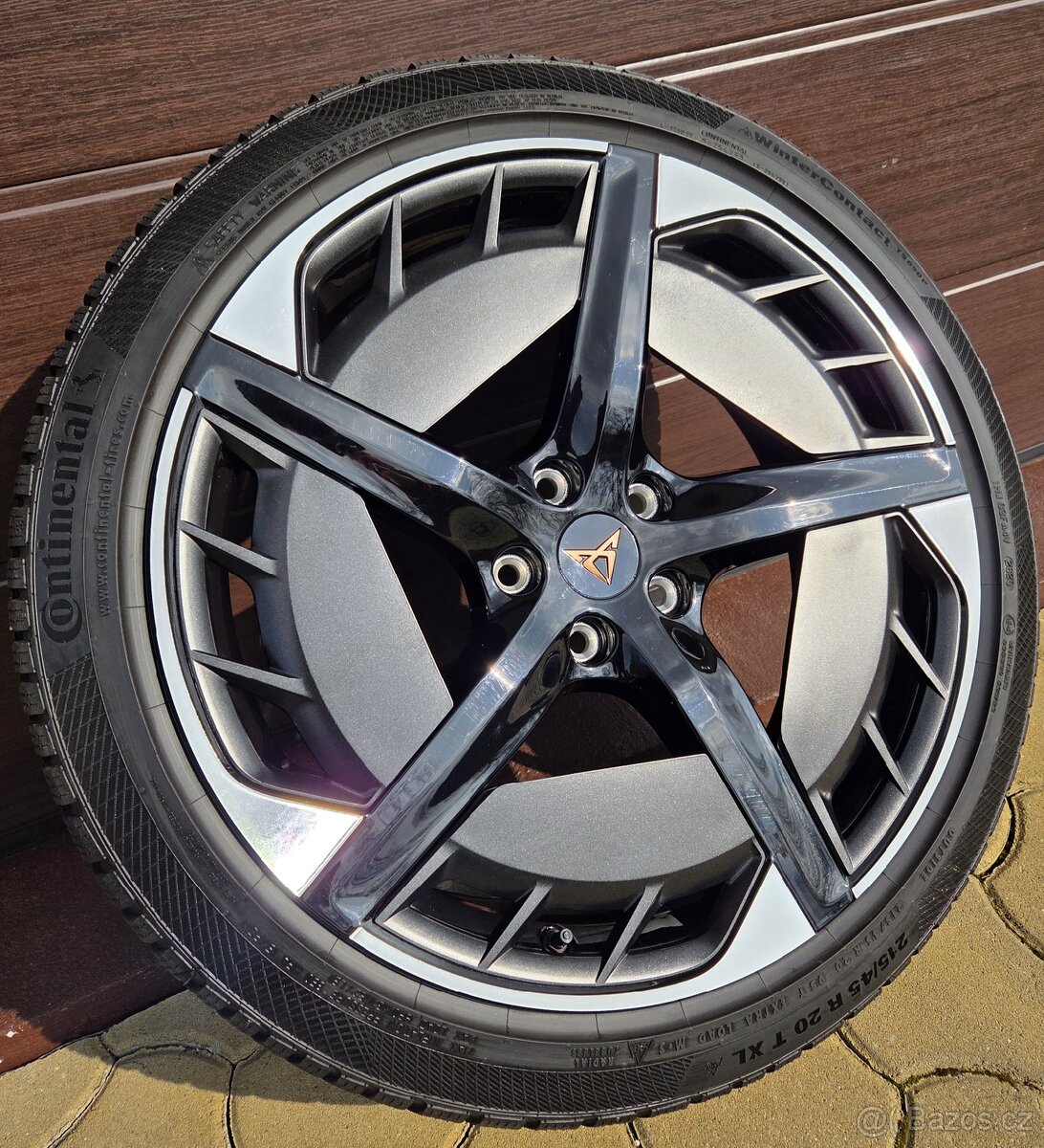 Orig.zimní sada Seat CUPRA BORN 20" pneu 215/45/20