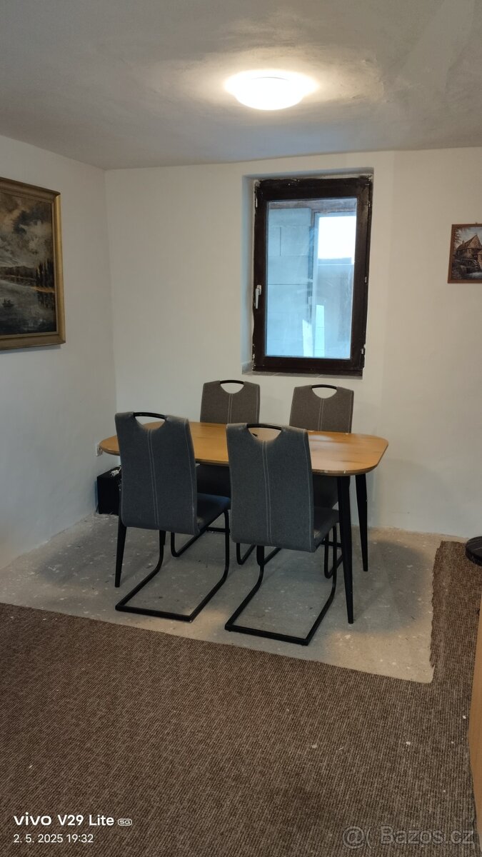 Pronájem ,Dlouhodobý,,,dům 2+1