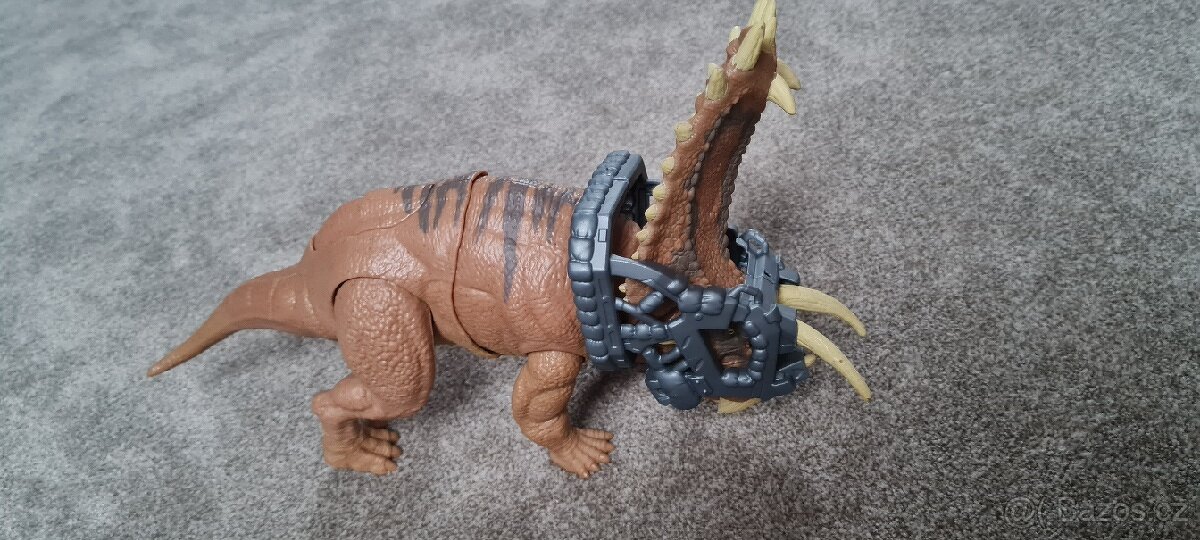 Jurský svět Dino Escape figurka Pentaceratops