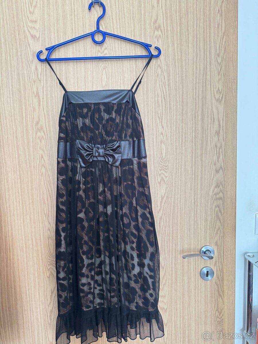 Leopardí dámské šaty