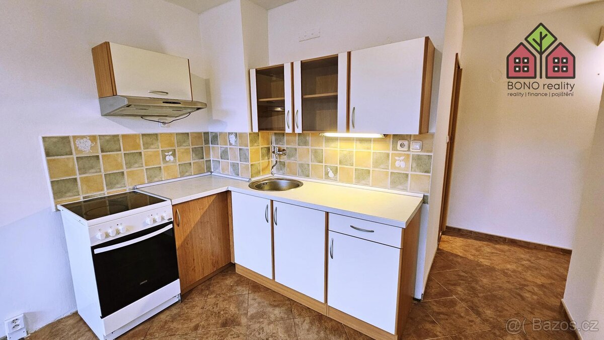 Dlouhodobý pronájem bytu 2+kk, 42 m2, lodžie, sklep, Litoměř