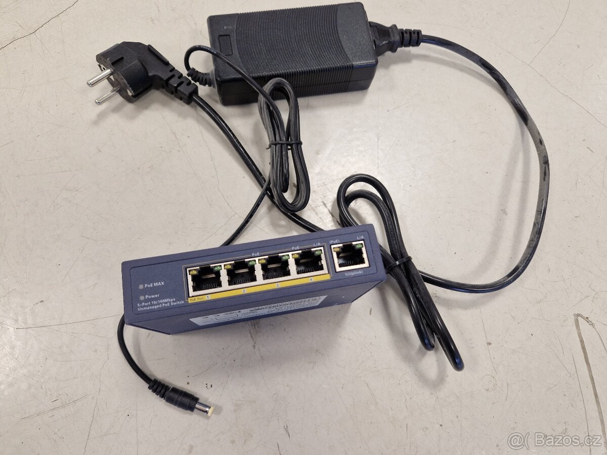 Switch 4 porty