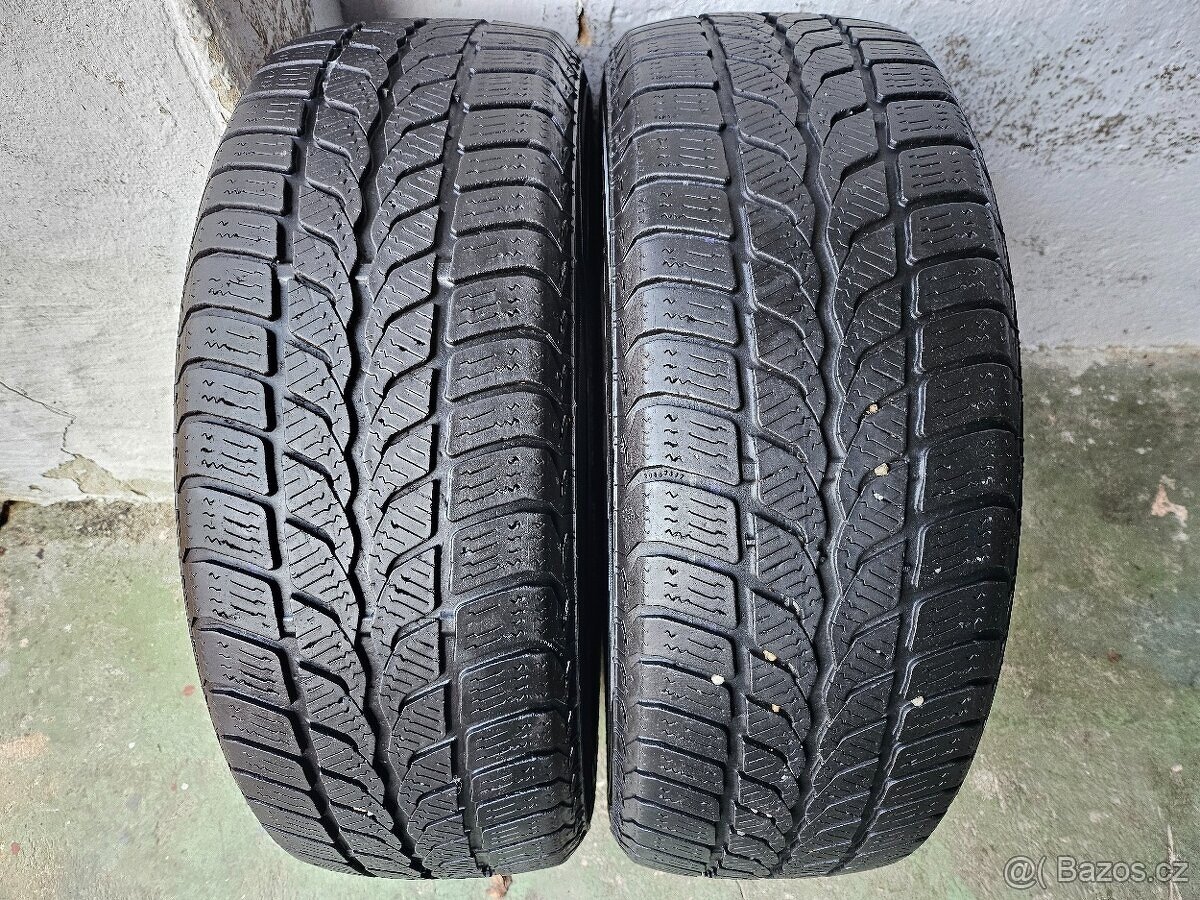 Pár zimních pneu Uniroyal MS Plus 6 185/60 R14