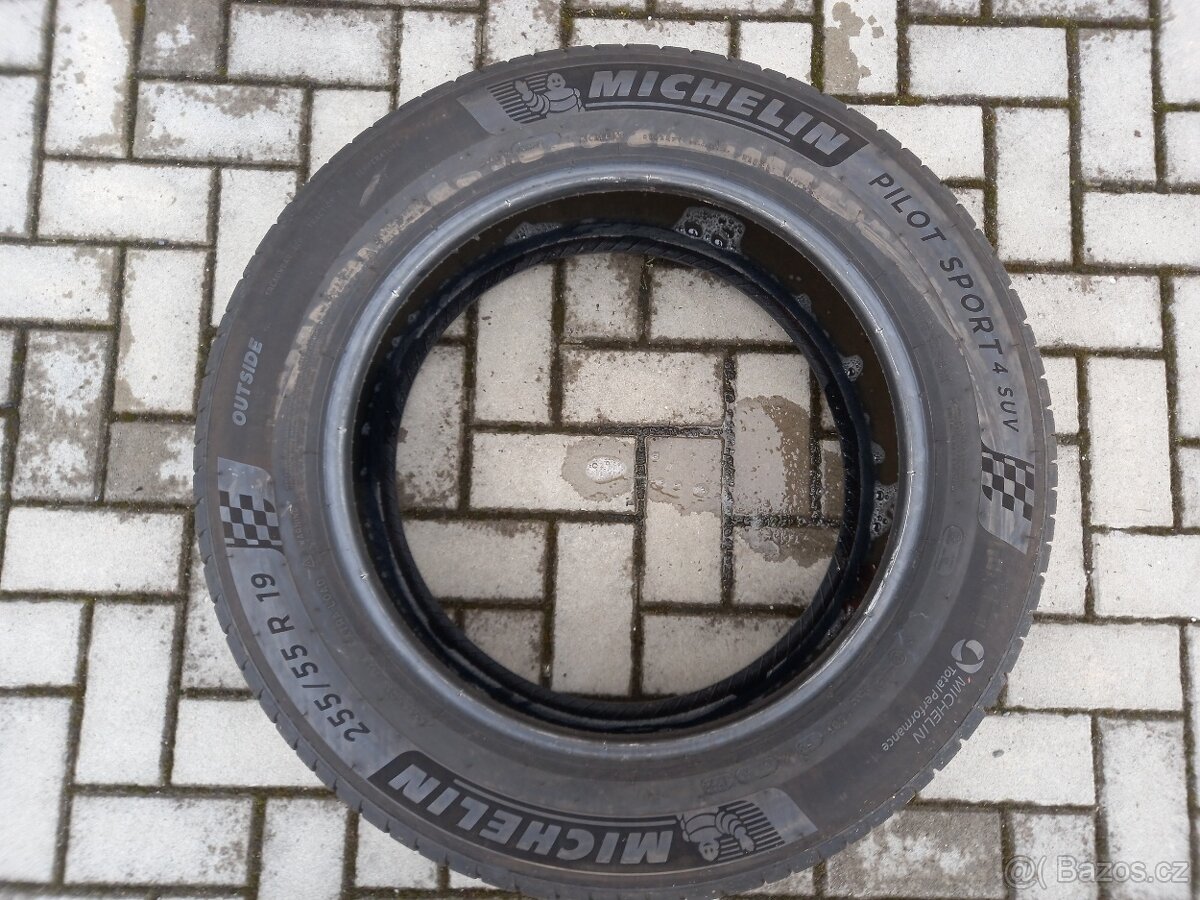 Letní pneu 255/55/19