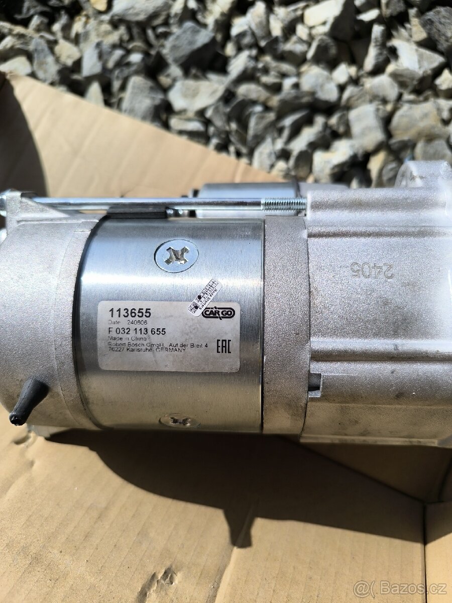 Nový Startér 3KW 10 zubů 12V 2873K405
