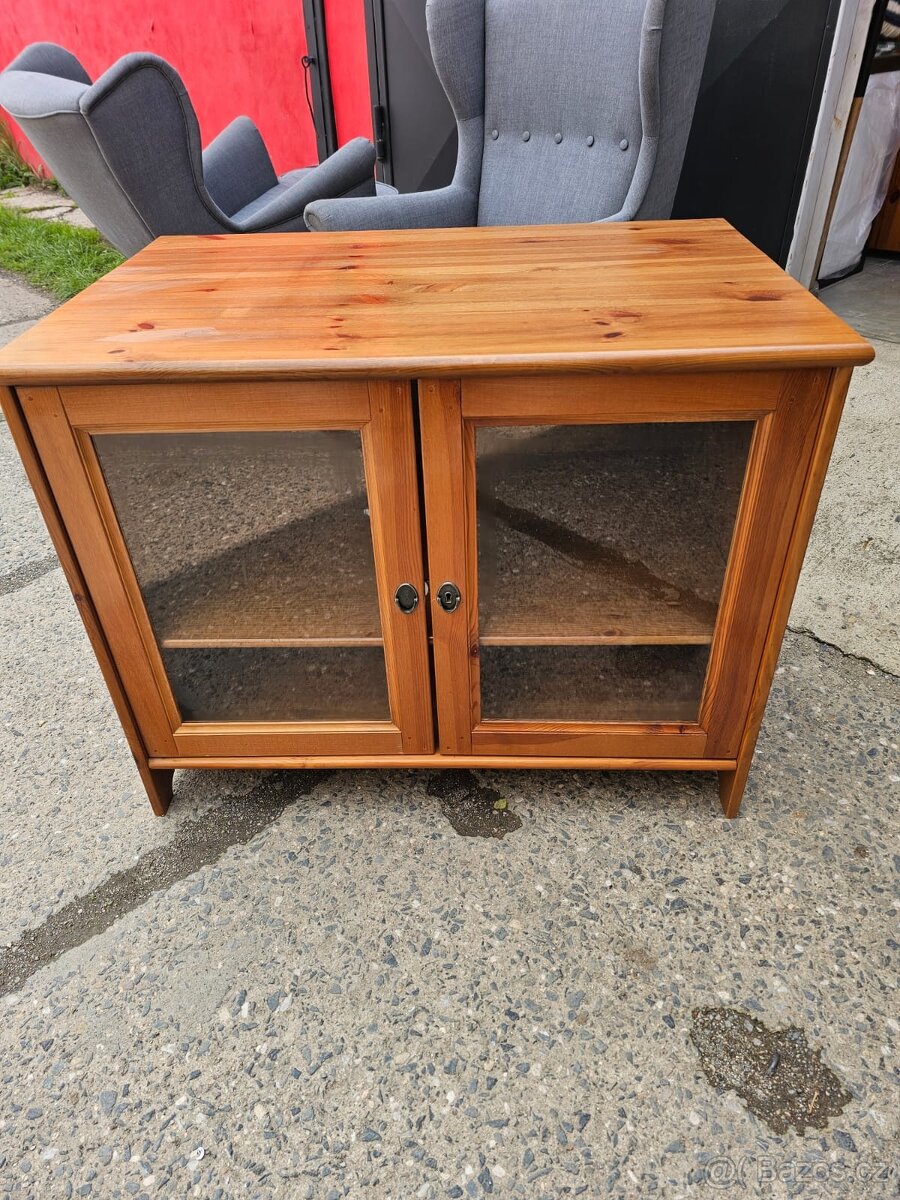 IKEA LEKSVIK SKŘÍŇKA