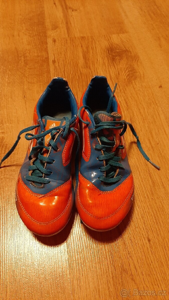 Prodám dětské kopačky Adidas