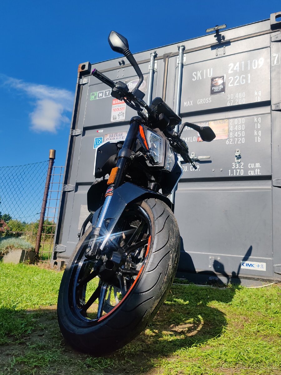 KTM 390 Duke