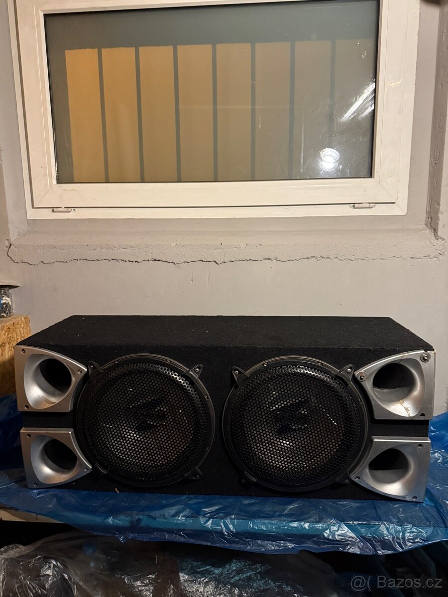 Subwoofer Axton CAB 609 2x250 RMS+zesilovač AUNA ALP404CH