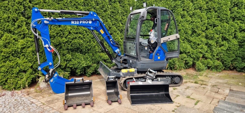Minibagr - Pásové rypadlo Rippa R32 PRO - skladem
