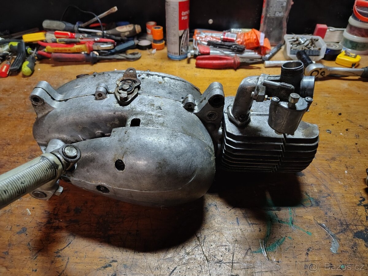 Motor Jawa pionýr