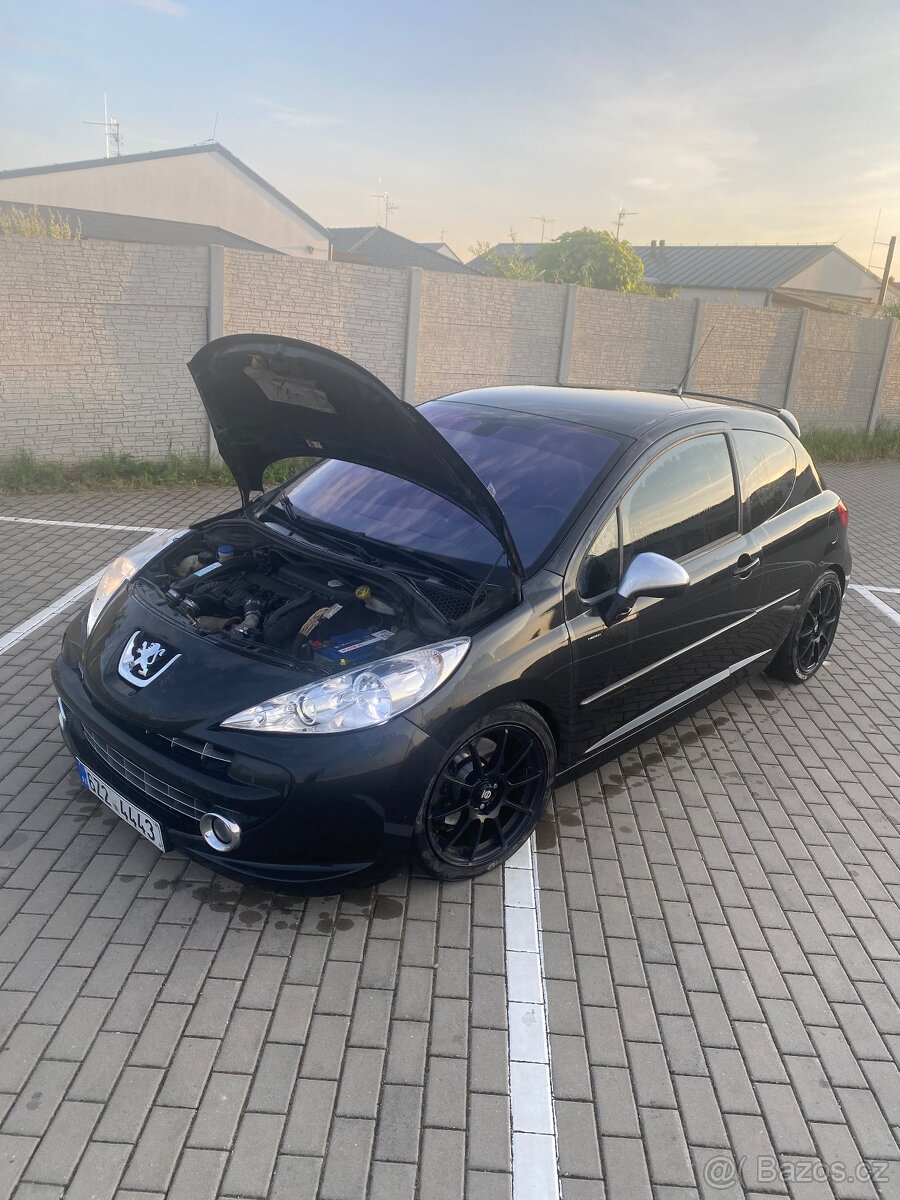 Peugeot 207 RC