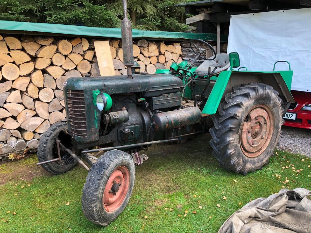 Prodám traktor značky zetor, model 25A