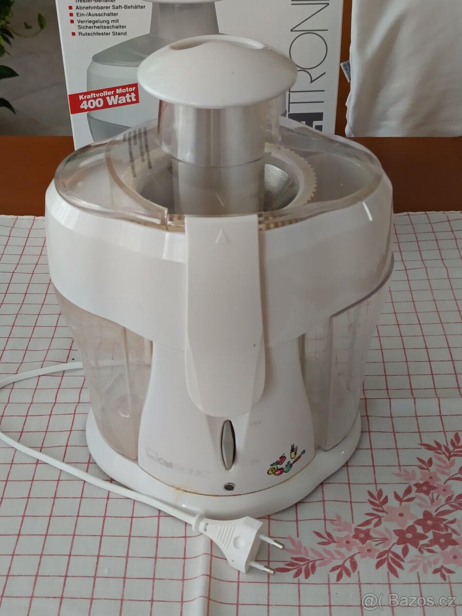 Odšťavňovač Clatronic AE 2578