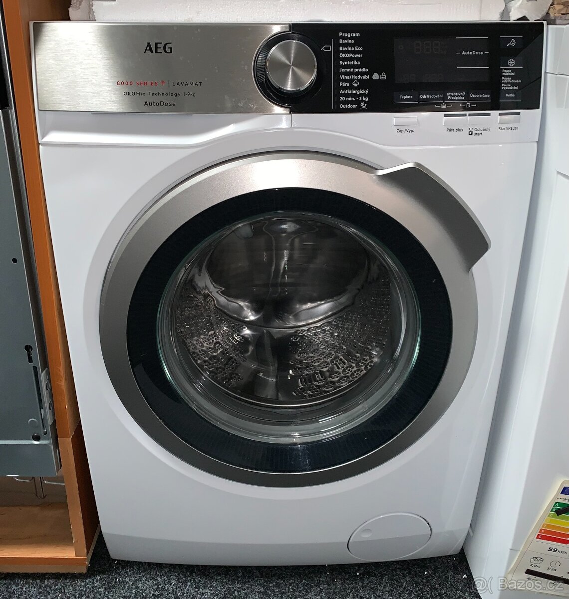 Pračka AEG L8FBC69SCA