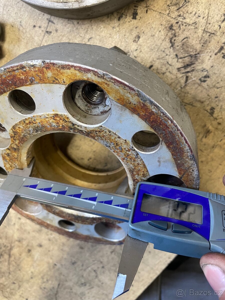 Podložky pod kola BMW 5x120 30mm H&R