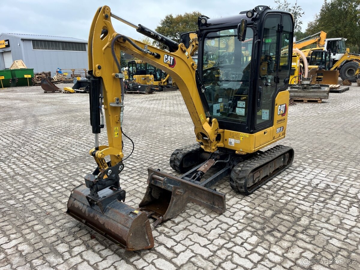 Prodám minibagr CAT 301.8