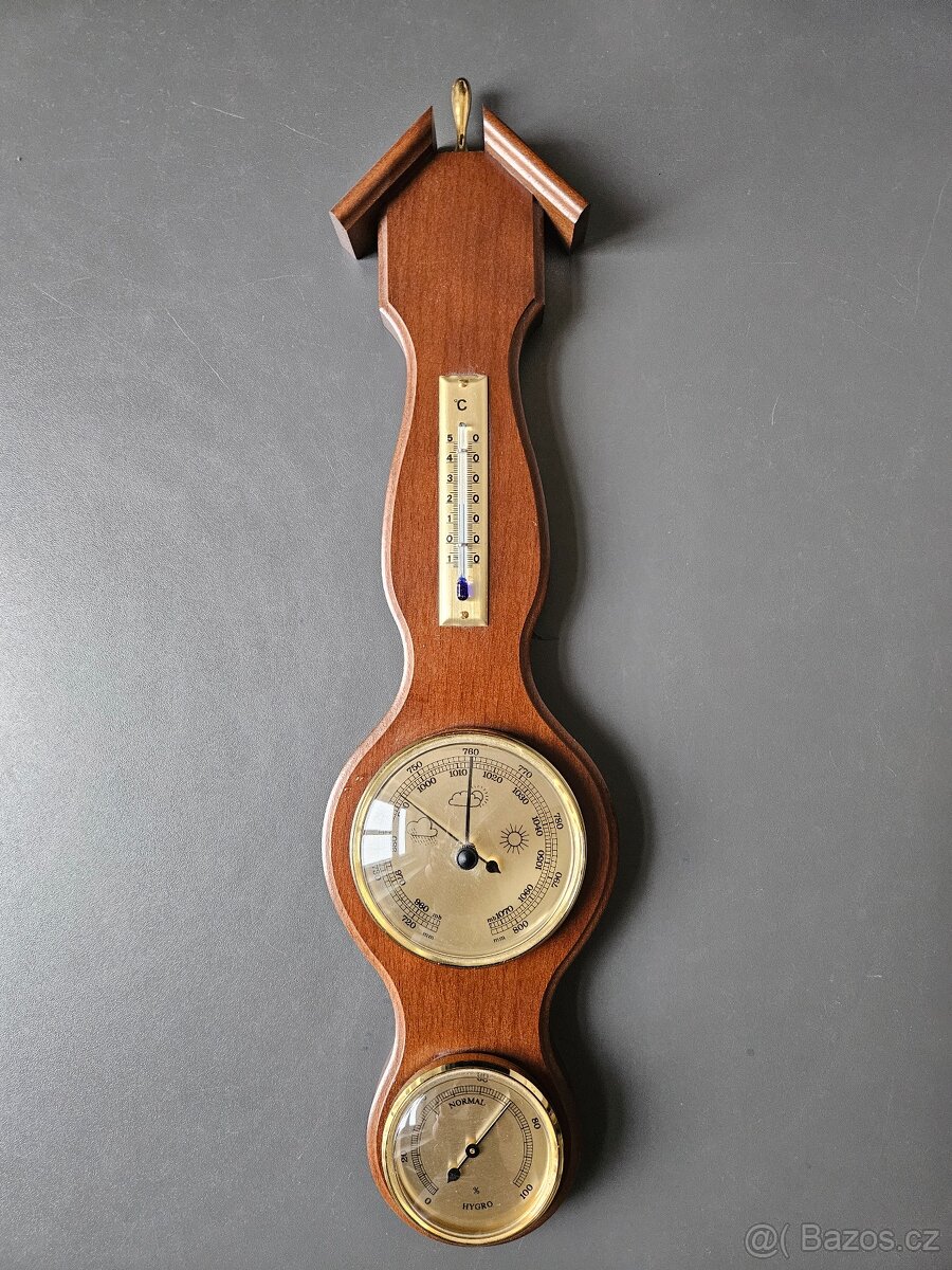 Barometr s teploměrem a vlhkoměrem - dřevěná podložka