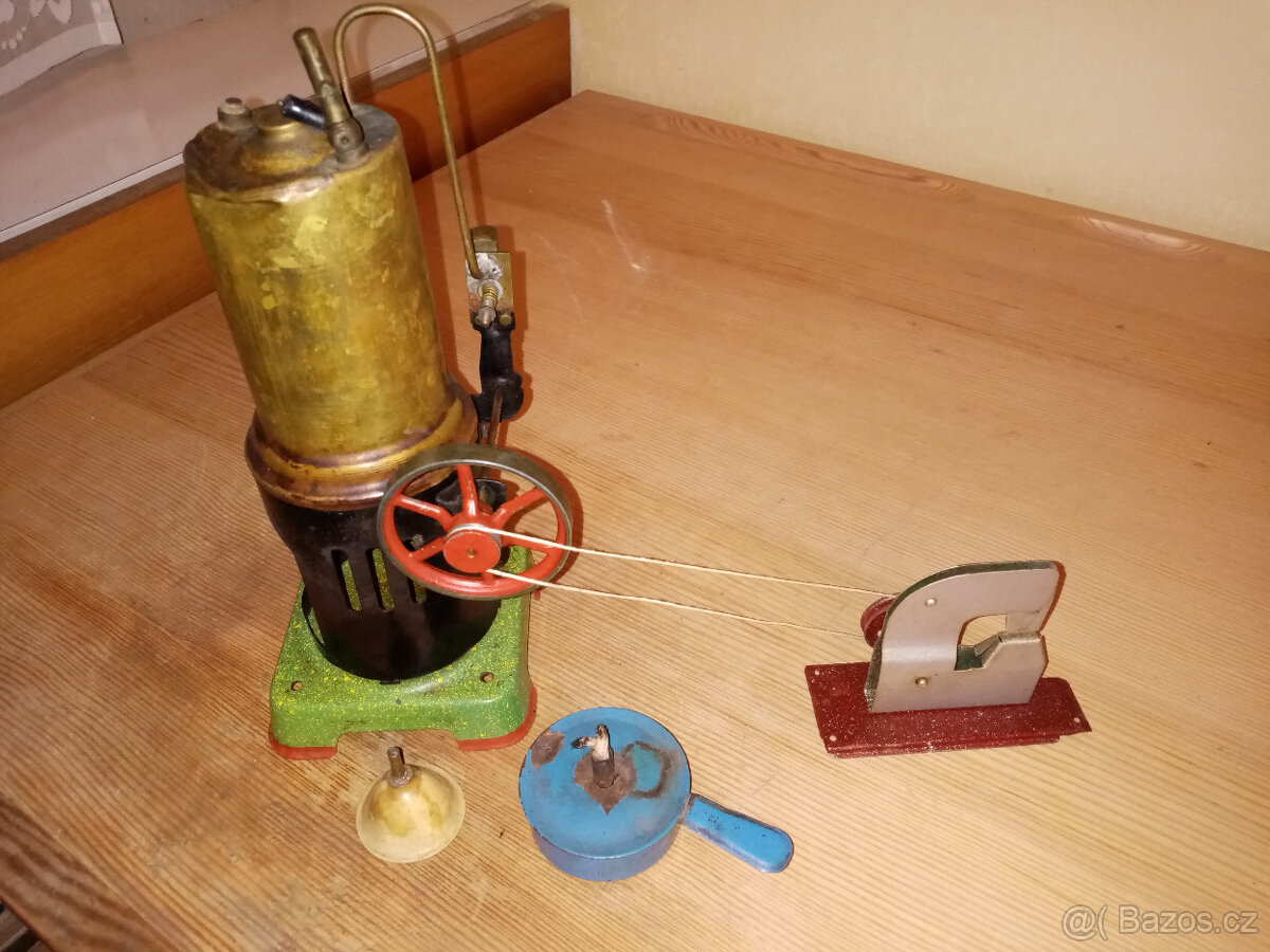 Model parního stroje ITES s příslušenstvím