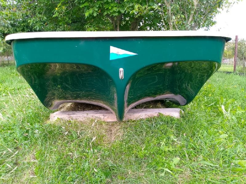 Rybářský člun, pramice, loď Ka 370