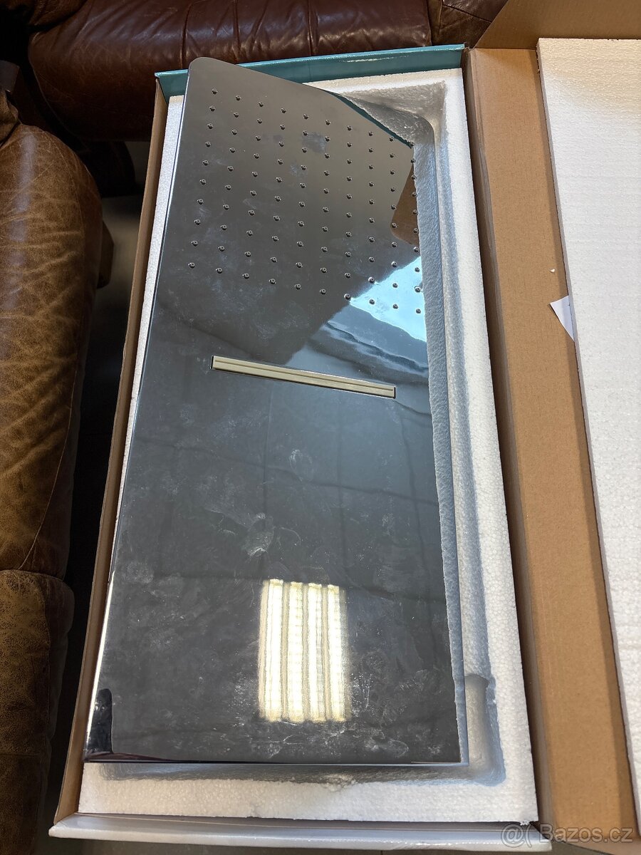 Talířová sprcha horní, s vodopádem, hranatá 600 x 251mm