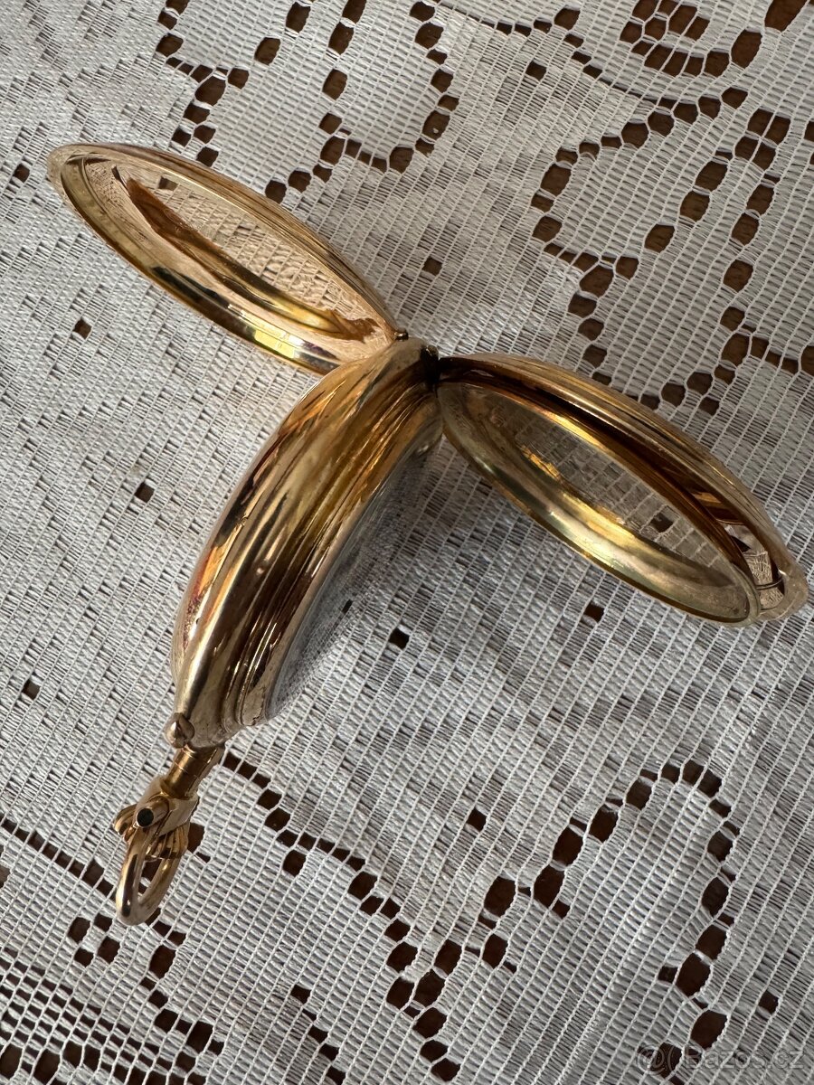 Zlaté bicí hodinky Invecta 14 karátů