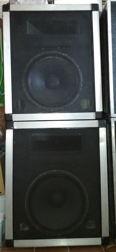 Pasivní reproboxy_středovýšky 2x 680W-RMS