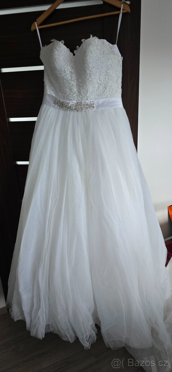 Svatební šaty vel.36