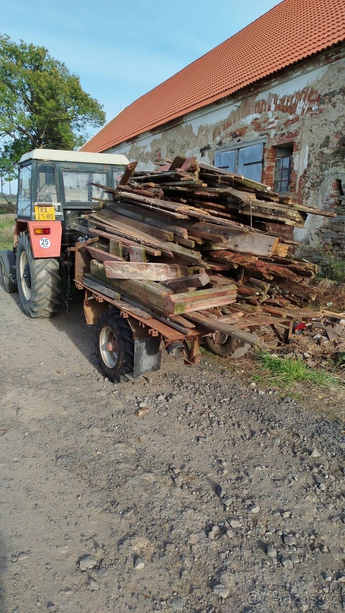 Dvoukolový vlek, vlek za traktor, dvoukolák